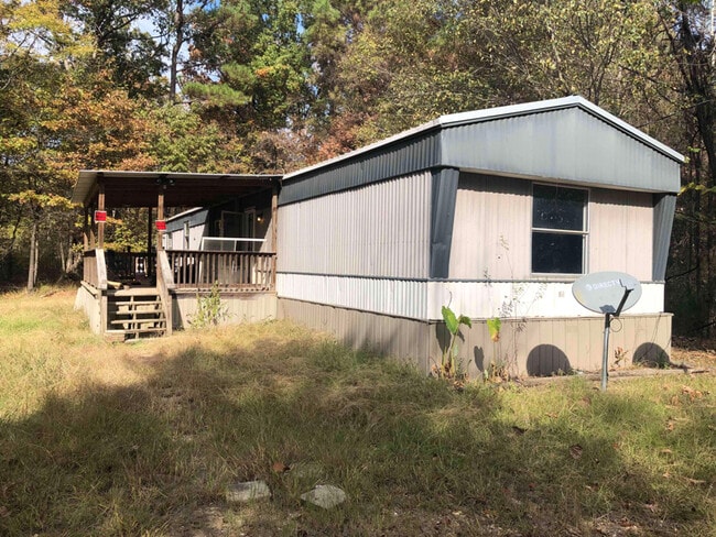 property at 110 Westdale Dr