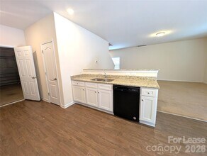 8321 Kneller St in Charlotte, NC - Building Photo - Building Photo