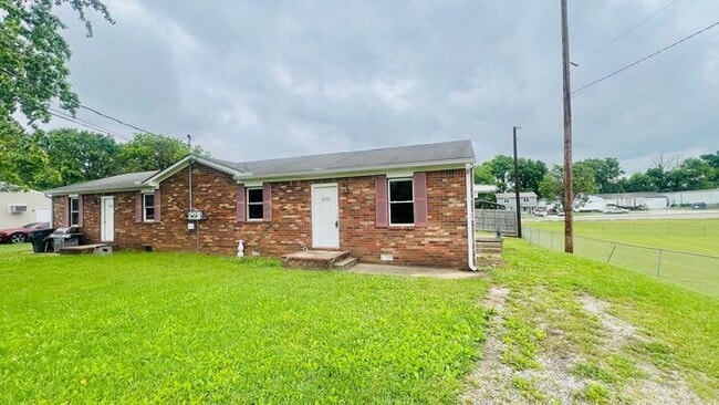 111 Bandywood Ct in Columbia, TN - Building Photo - Building Photo