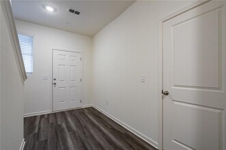 2010 Ayla Dr in Douglasville, GA - Building Photo - Building Photo