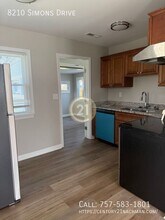 8210 Simons Dr in Norfolk, VA - Building Photo - Building Photo