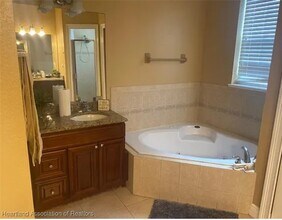 5016 Friars Cove St in Sebring, FL - Building Photo - Building Photo