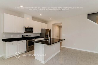 11540 Woodleaf Dr in Bradenton, FL - Building Photo - Building Photo