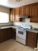 33972 13th St, Unit 1 in Union City, CA - Building Photo - Building Photo