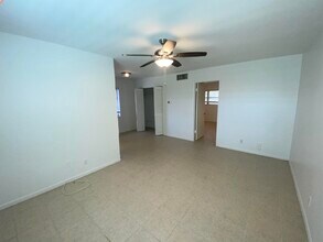 221 SE 3rd Ave in Boynton Beach, FL - Building Photo - Building Photo