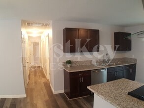 2012 Bennett St in North Las Vegas, NV - Foto de edificio - Building Photo