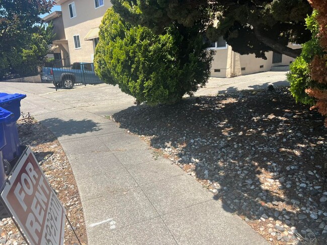 21788 Thelma St in Hayward, CA - Building Photo - Building Photo