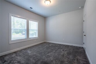 312 Lincoln St in Woodstock, GA - Building Photo - Building Photo