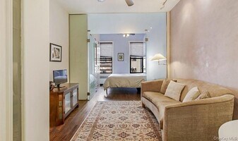 120 E 83rd St in New York, NY - Building Photo