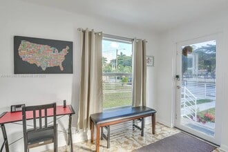 19 NE 115th St in Miami, FL - Building Photo - Building Photo