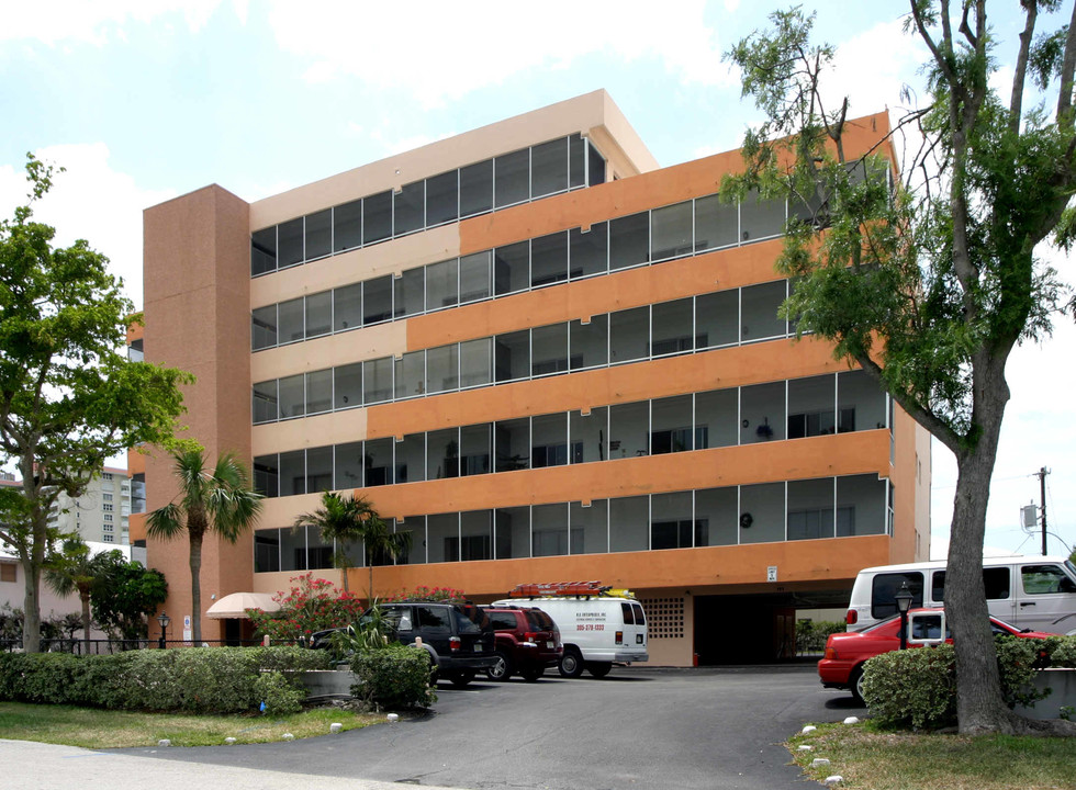 Pompano By the Sea in Pompano Beach, FL - Building Photo