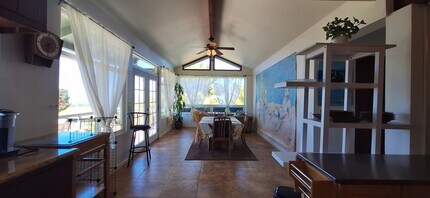 42 Ka Dr in Kula, HI - Building Photo - Building Photo