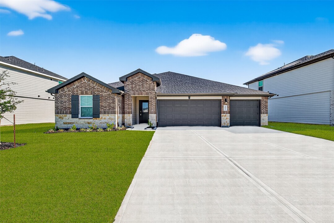 4415 Russet Elm Ln in Rosenberg, TX - Building Photo
