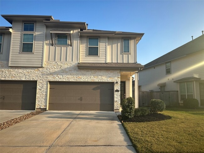 property at 22707 Sutherland Bend Ln