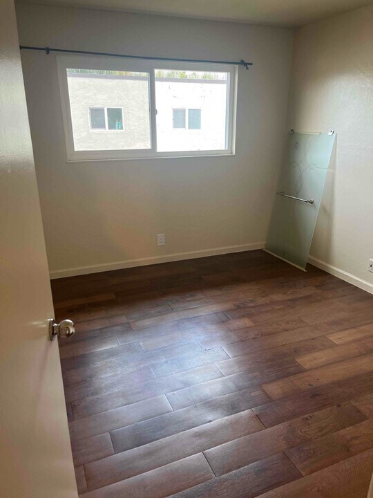 965 Helen Ave in Sunnyvale, CA - Building Photo