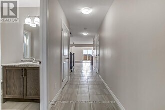 345 Kennington Way in London, ON - Building Photo - Building Photo