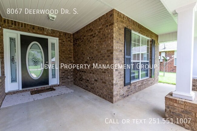 8067 Deerwood Dr in Daphne, AL - Building Photo - Building Photo