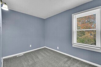 3414 Elmwood Ave in Kansas City, MO - Building Photo - Building Photo