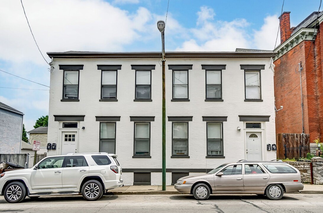 816 Main St in Covington, KY - Building Photo