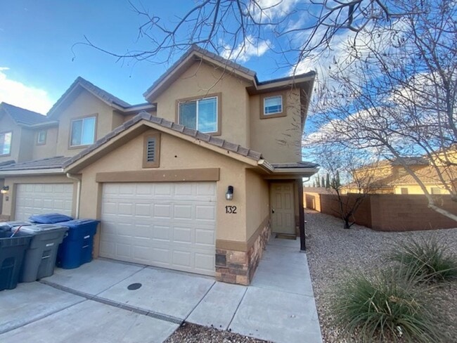 property at 1000 E Blf Vw Dr