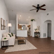 11 Inconnu Dr in Kissimmee, FL - Building Photo - Building Photo