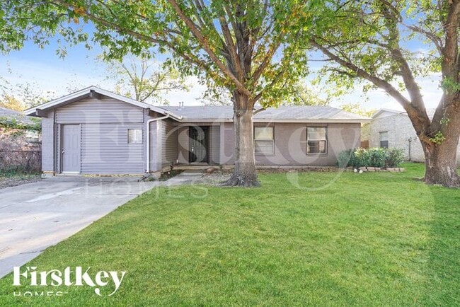 property at 3205 Hanover Dr