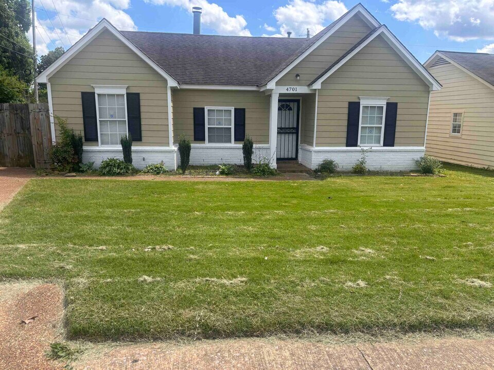 4701 Lindawood Ln in Memphis, TN - Building Photo