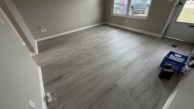 2614 Lamborne Blvd in Louisville, KY - Building Photo - Building Photo