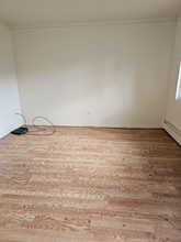 3831 Devon Rd in Royal Oak, MI - Building Photo - Building Photo