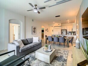955 Splash Shot Pl in Davenport, FL - Building Photo - Building Photo