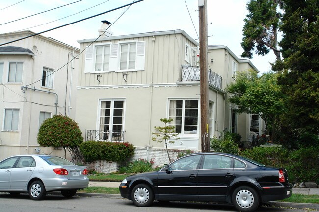 2551 Virginia St in Berkeley, CA - Building Photo - Building Photo