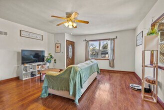 1522 W 9th St in Waterloo, IA - Foto de edificio - Building Photo