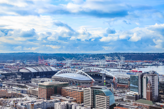 Yesler Towers in Seattle, WA - Foto de edificio - Building Photo