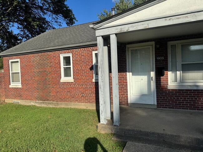 property at 1905 Magellan Ct