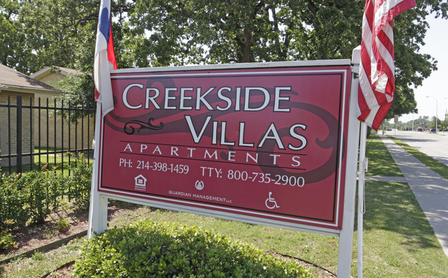 Creekside Villas Apartments in Dallas, TX - Building Photo - Building Photo