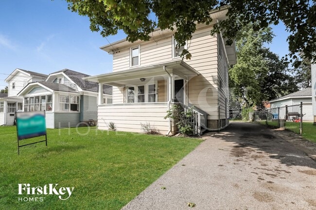 property at 754 North Ave