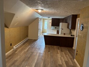 5 Franklin St in Bristol, CT - Building Photo - Building Photo