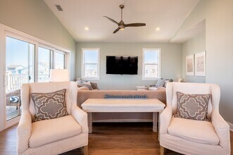 500 Canal Dr in Carolina Beach, NC - Building Photo - Building Photo