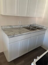 190 Las Flores in Brawley, CA - Building Photo - Building Photo