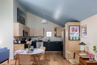 16068 Maricopa Hwy in Ojai, CA - Building Photo - Building Photo