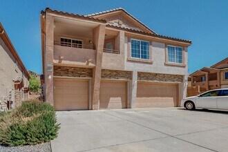 5228 Molokai St NE in Albuquerque, NM - Building Photo - Building Photo