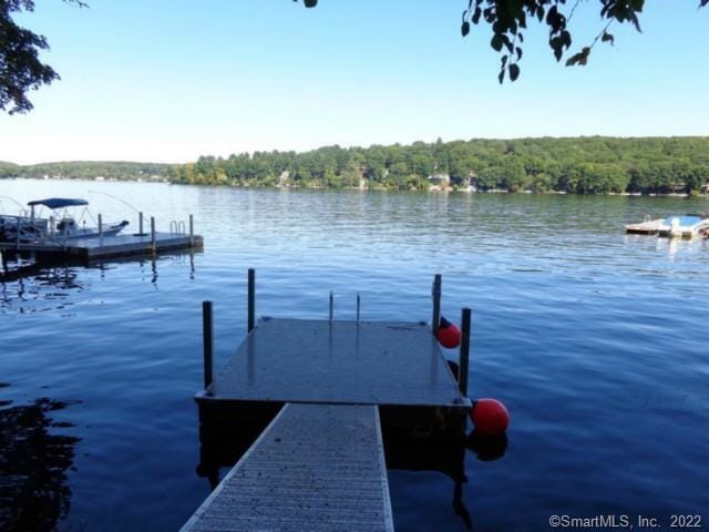 property at 2 Lake Terrace Dr
