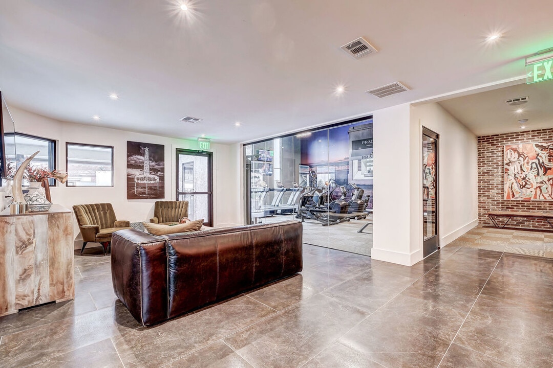 Dixon at Stonegate in Fort Worth, TX - Foto de edificio