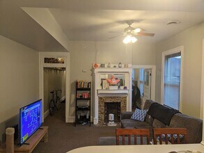 1309 E Carson St in Pittsburgh, PA - Building Photo - Building Photo