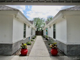 15 W Harrison Ave in Alton, TX - Building Photo