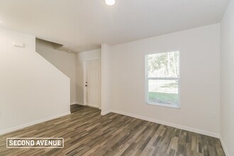 10811 N Hatari Dr in Citrus Springs, FL - Building Photo - Building Photo
