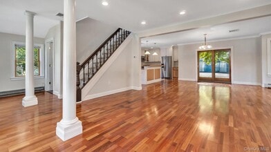 168 Highland Ave in Northport, NY - Building Photo - Building Photo