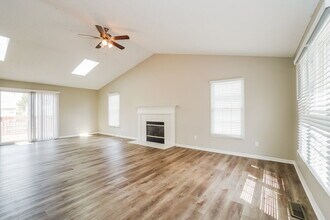 5121 Tyler Henry Dr in Canal Winchester, OH - Building Photo - Building Photo