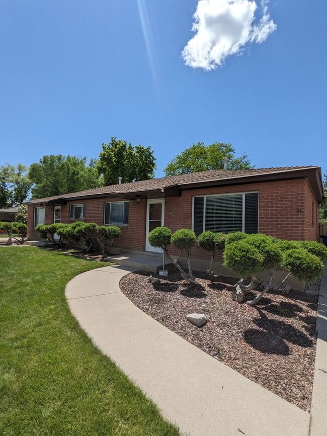property at 1100 1100 E