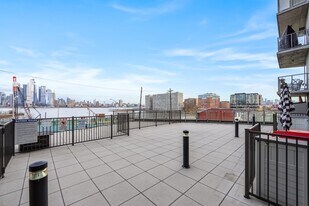 1701 Park Ave in Weehawken, NJ - Building Photo